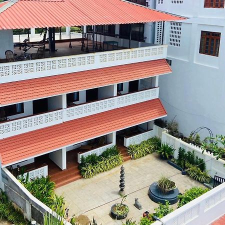Buddha Beach Hotel Kovalam Exteriör bild