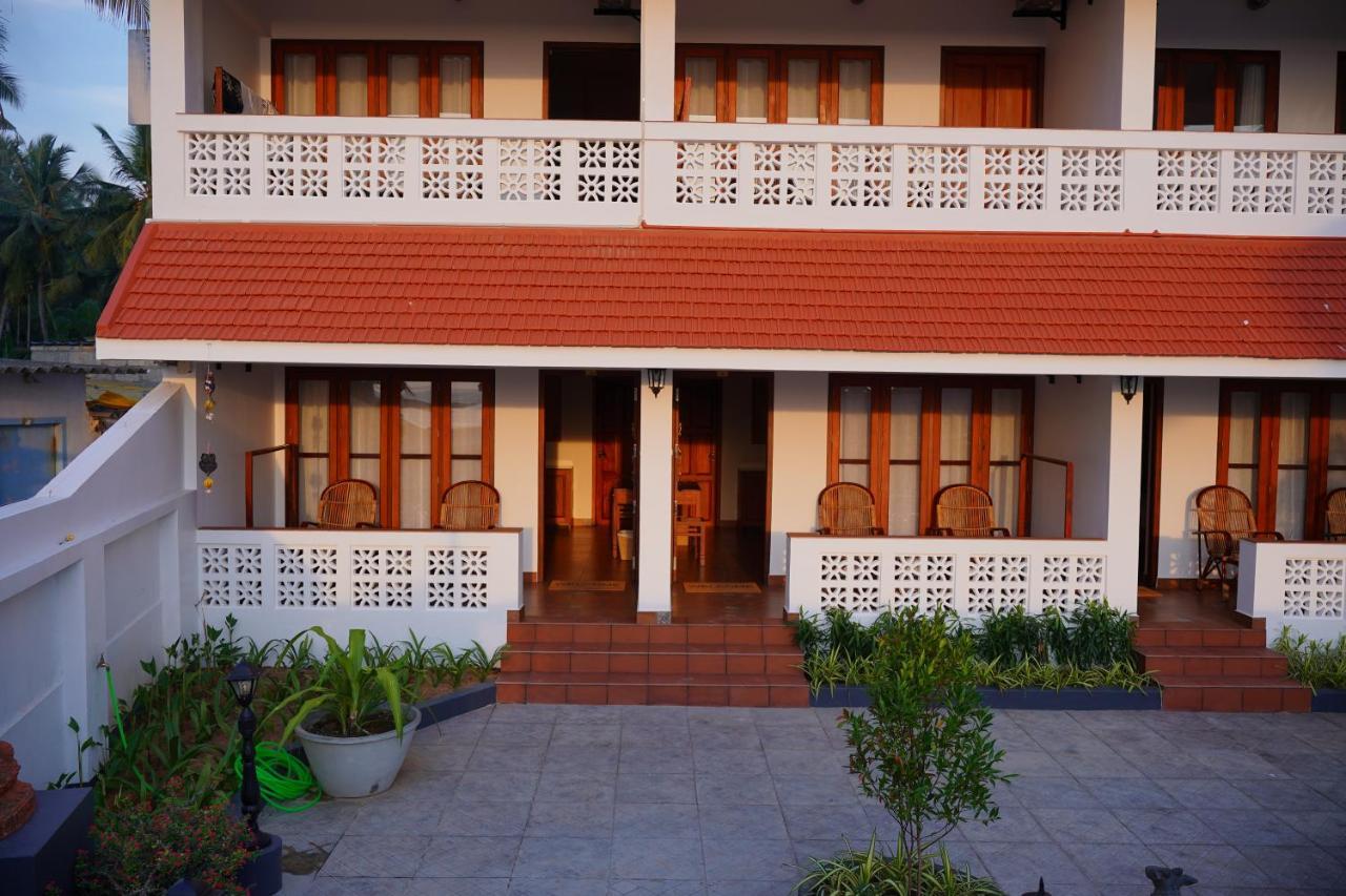 Buddha Beach Hotel Kovalam Exteriör bild