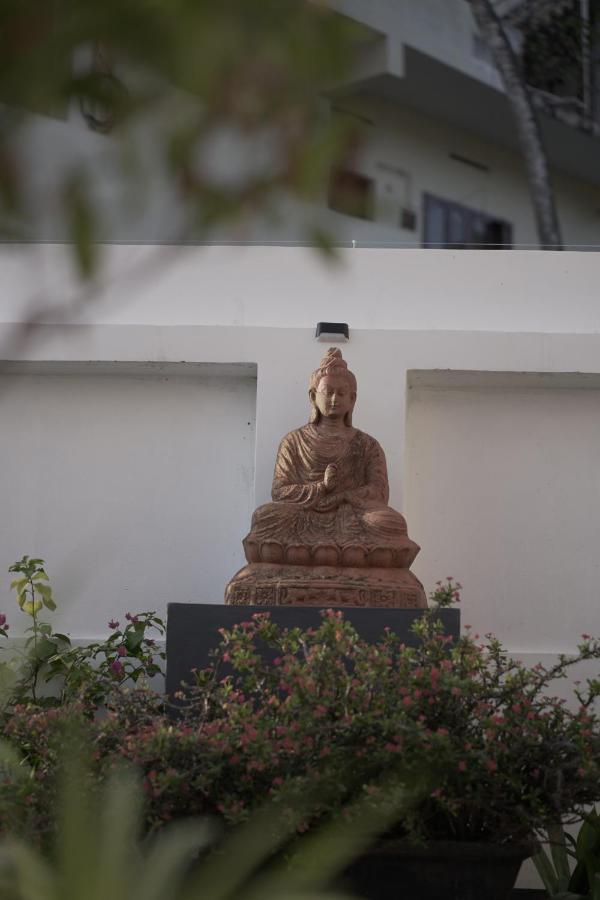 Buddha Beach Hotel Kovalam Exteriör bild