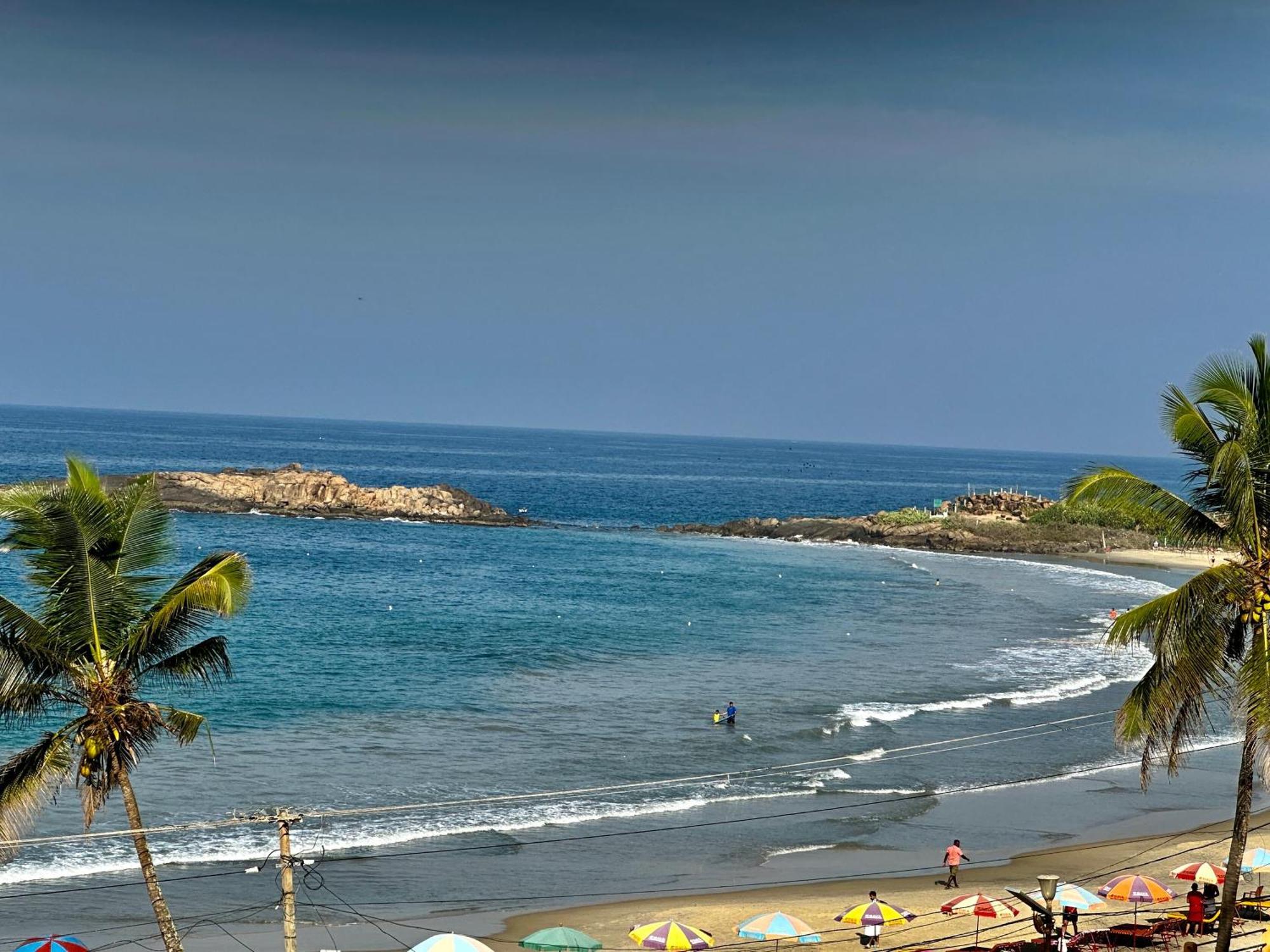 Buddha Beach Hotel Kovalam Exteriör bild